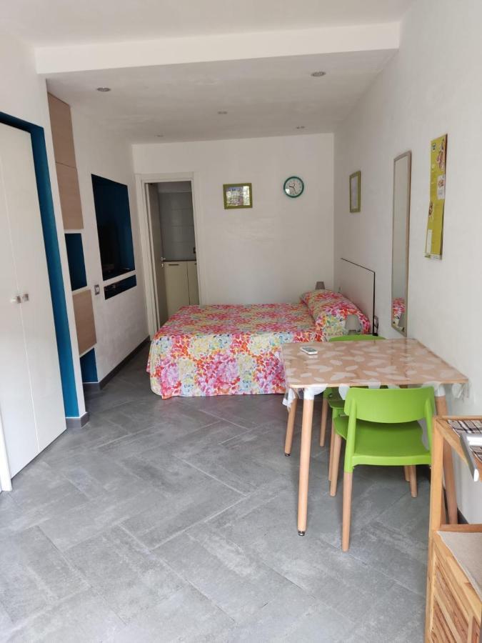 Arco Bianco - Monolocali Apartment Tortoli Bagian luar foto