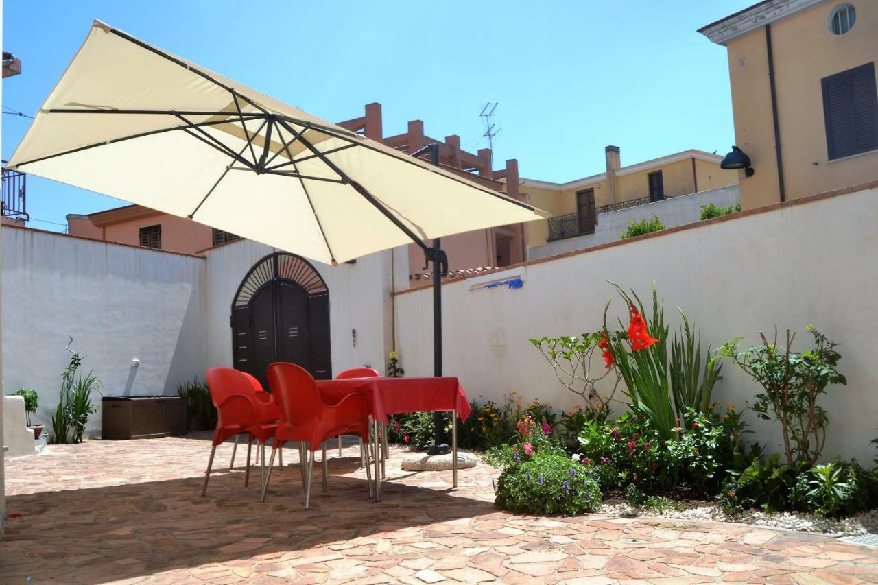 Arco Bianco - Monolocali Apartment Tortoli Bagian luar foto